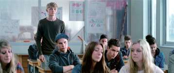 인상적 북유럽영화의 계보를 이어가는 영화 <히어 애프터>