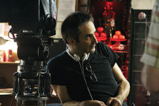 <논-픽션> 올리비에 아사야스 감독 - 나는 사회에 대해 끝없이 질문하는 감독이다