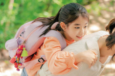 자기다움으로 빛나는 <언프레임드> 속 4개의 단편영화, <반장선거> <재방송> <반디> <블루 해피니스>