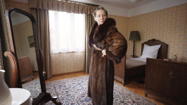 ‘누가 그녀를 두려워하랴’ 불투명성을 뚫고 들어가는 배우의 괴력을 마주할 때 - 잔드라 휠러의 경우