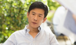 배우 왕효, 영화 무대인사 중 관객에