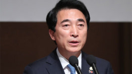 민주당 박수현 "김명수 사퇴해야…