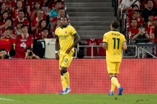 ‘간판스타’ 손흥민 떠난 토트넘, ‘충격 결단’ 내렸다!...SON 대체자로 호드리구 혹은 레앙 낙점