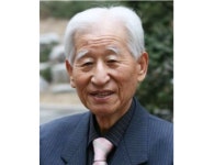 22살 의사된 김명호 교수, 말년엔 나이 잊은 의료봉사