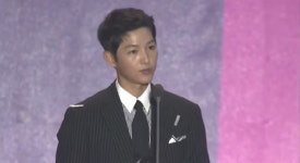 "사랑하는 케이티"...송중기 여친, 英 배우 케이티 루이스 사운더스였나 [엑
