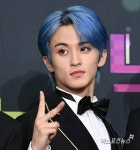 윈터 들으라고? 쌍욕하는 마크 팬들, 무례한 태도