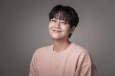 민수현, 10년만 새 정규 예약판매 시작…"조기 매진 예상" 저력 과시