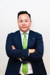 몽골 톱배우 父, "韓 월드컵 경기장 노동자였다"…성공적 내한에 가족도 눈물 [엑