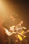 10리뷰, 맘스틴도, 스티브 바이도 못한 가창력을 뽐낸 히트곡 ‘학창시절’