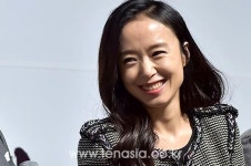 ‘남과 여’ 전도연, 핀란드 ‘칸의 여왕’ 카티 오우티넨에 감사 전한 이유