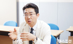 "협진으로 다진 팀워크…가능성 희박한 폐암 말기 환자 살립니다"
