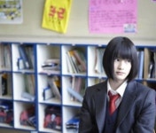 17살 미성년 하시모토 아이, 5살 연상 男배우와 스캔들 ‘동침 논란’