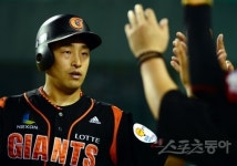 손아섭 MVP… KBO 선정 8월 최우수선수 올라
