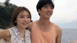 ‘친구 엄마’ 5차 19금 스틸 공개…이상 야릇한 소시지 먹방