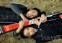 쌍둥이 스키 샛별 이형주·이승주 “우리가 최고 라이벌이에요”