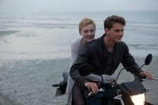 다코다패닝 폭풍 성장, 첫 성인 멜로 영화 도전