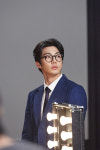 진혁,