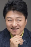 배우 김민수, 뮤지컬과 드라마 종횡무진