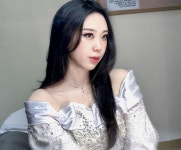 이영지 "필터 끼면 사연 있어 보여" 성숙 바이브 자랑