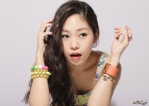 ‘괴물신인’ 박지수, ‘누벨바그 카바레’로 첫 연극무대