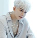 강성훈 자축, 방부제 미모 "여전하네~"