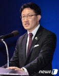 노보루 나카타니 인터폴 사무차장의 연설