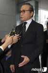 故 김영삼 전 대통령 빈소 찾은 원로배우 신영균