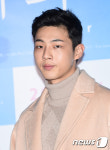 지수, 상남자 눈빛
