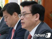 정우택 원내대표, 모두 발언