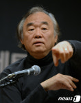 백건우