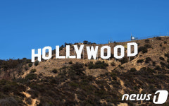 트럼프에 반기 든 할리우드, 전략 바꿔 민주당 지지