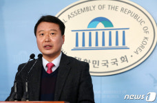 김창남 "강서는 친문 정치꾼들의 놀이터가 아니야"