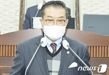 유재목 옥천군의원 "퇴직공무원 행정경험 활용방안 마련해야"