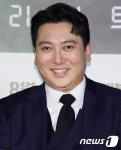 박명훈, 근사한 미소