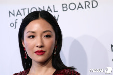 "오랫동안 침묵" 美 배우 콘스탄스 우, 드라마 제작자 성추행 토로