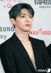 INI 타카츠카 히로무, 매력 만점