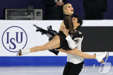 홀리 해리스·제이슨 찬, 감탄이 저절로 나오는 연기