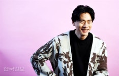 “10년 무명…배우 정체성 찾는 과정서 빅토르 최 만나”