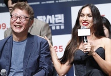 메건 폭스 “곽경택 감독과 꼭 일하고 싶었다”