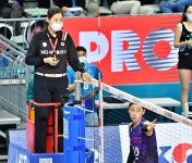 KOVO 경기운영본부, 강주희 주심에 제재금...흥국생명 구단에는 과격행동 방지 요청