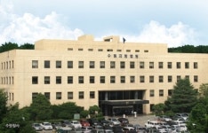 처형 살해 전직 프로농구선수, 징역 25년 선고