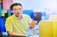 경희대, 박종욱 교수 신규 OLED 소재 개발...(주)럭스어게인과 ‘명품감정사 아카데미’ 과정 신설 협약