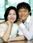 탤런트 김지영-남성진 부부, 결혼 4년 만에 득남