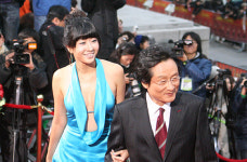 대한민국영화대상 일찌감치 도착한 문성근‥