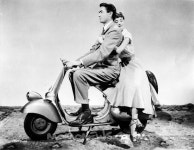 오드리 헵번(Audrey Hepburn) 위한 헌정 전시회