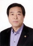 경기도의회 신임 의장에 윤화섭 의원 선출