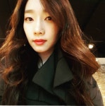 송유현, 아름다운 미모로