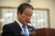 권태신, ‘세종시 원안은 사회주의 도시’ 색깔론 발언 파문