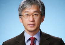 ‘용의 눈물’ 이교욱 전 KBS PD, 새누리 공천에 도전