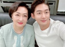 영화감독 박영혜 근황... 엄마 빼닮은 훈남 스타 아들은 누구?